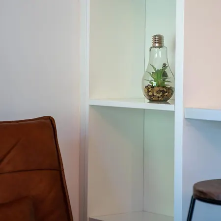 Apartamento para dos a los pies de la Alhambra-3